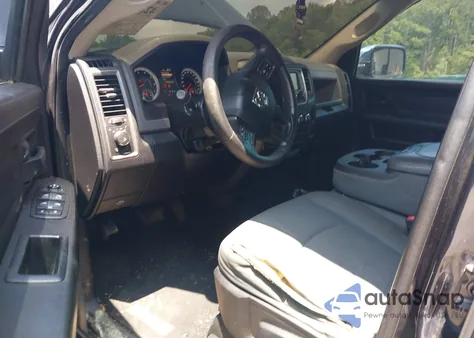 2013 Ram 1500 Express z USA, uszkodzony, nr VIN 1C6RR7FT0DS682032